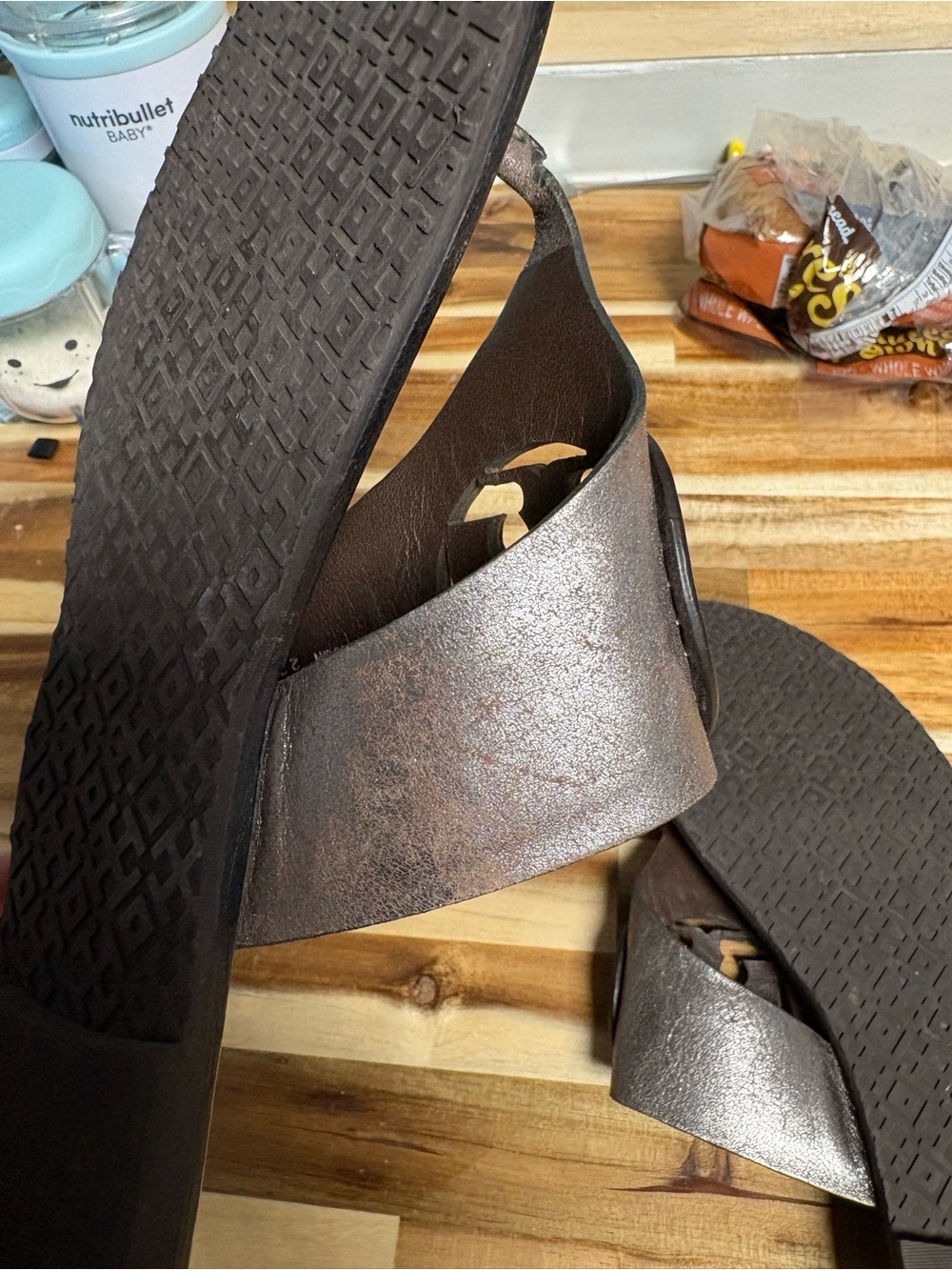 Tory Burch Louisa Flat Thong Sandals in Gunmetal metallic - Picture 10 of 11